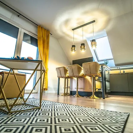 Apartament W Cieplicach Gold Jelenia Gora Exterior photo